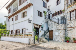 Makrinitsa Village